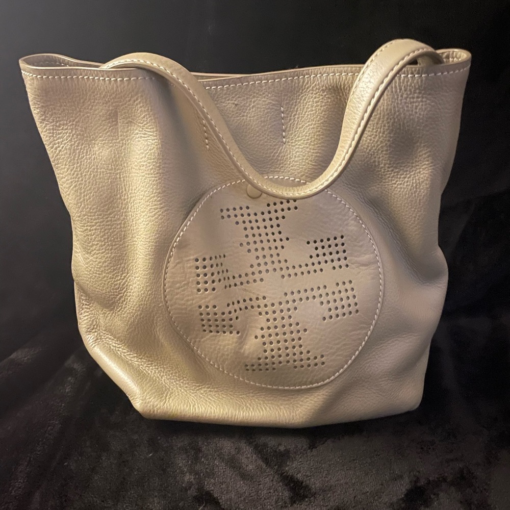 Tory Burch Quinn Hobo Bag